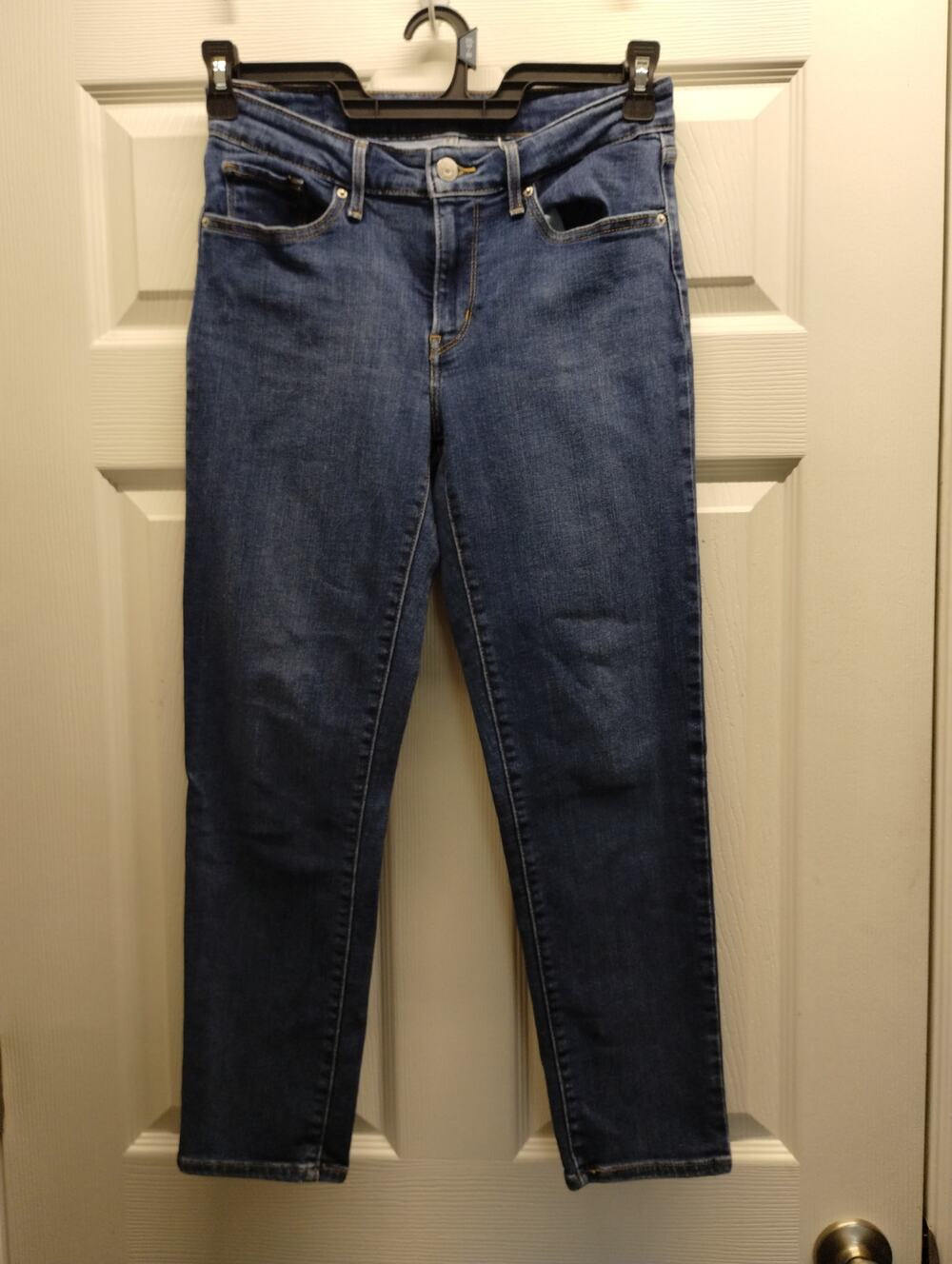 Levi Strauss Women's Size 30 Waist Denim Blue Jeans 712 Slim (25" Inseam)